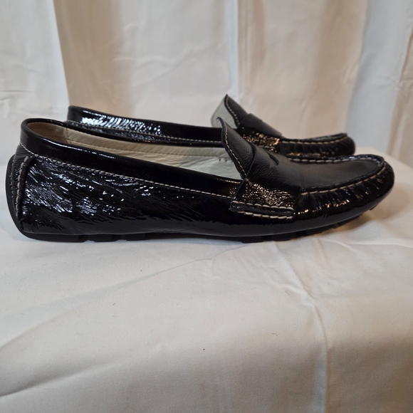 Cole Haan Women's Patten Leather Black Driving Loafer Size 7.5 - Picture 2 of 7